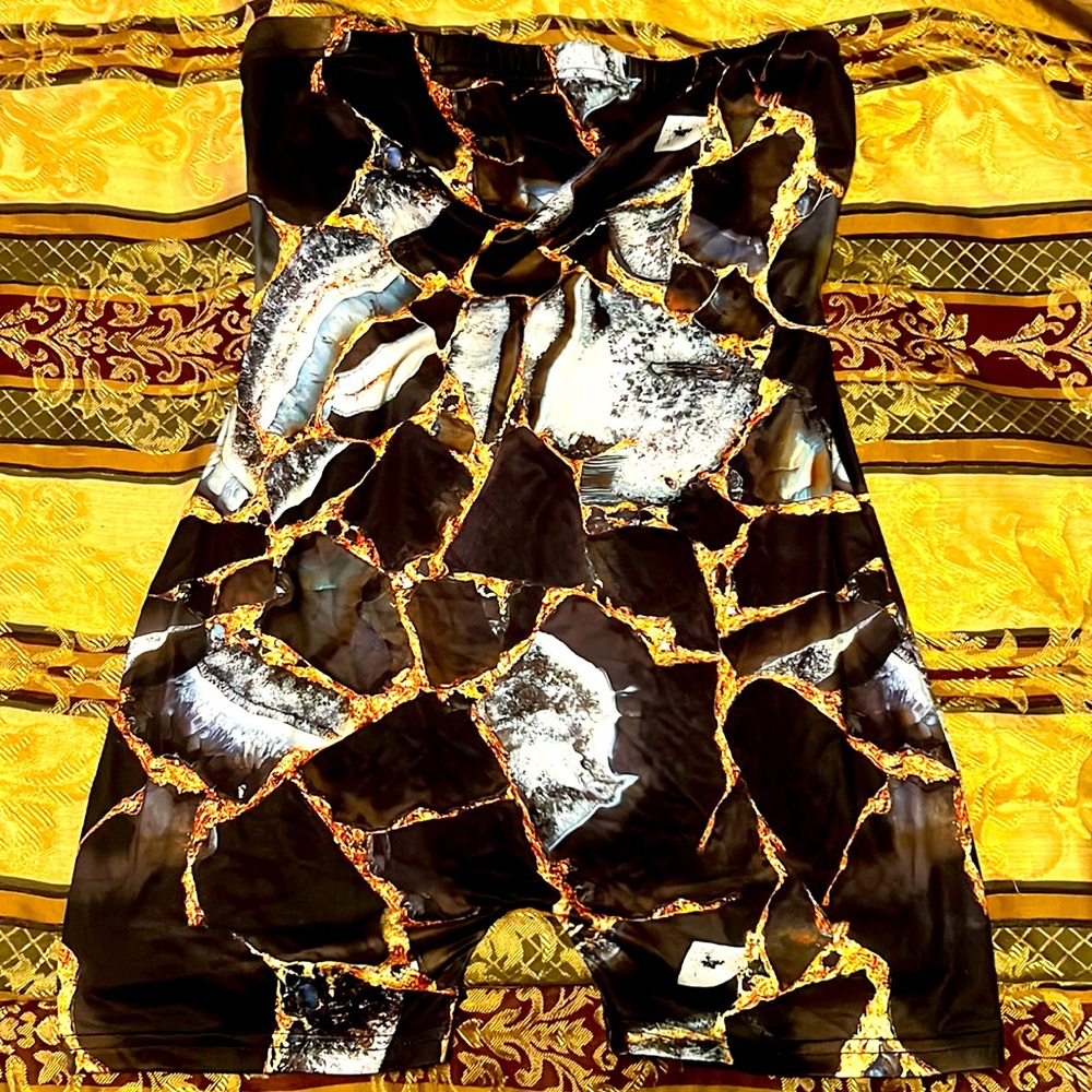 🔥LAVA DIAMONDS AND GOLD BIKER ROMBER NWOT #SUMMERTIME